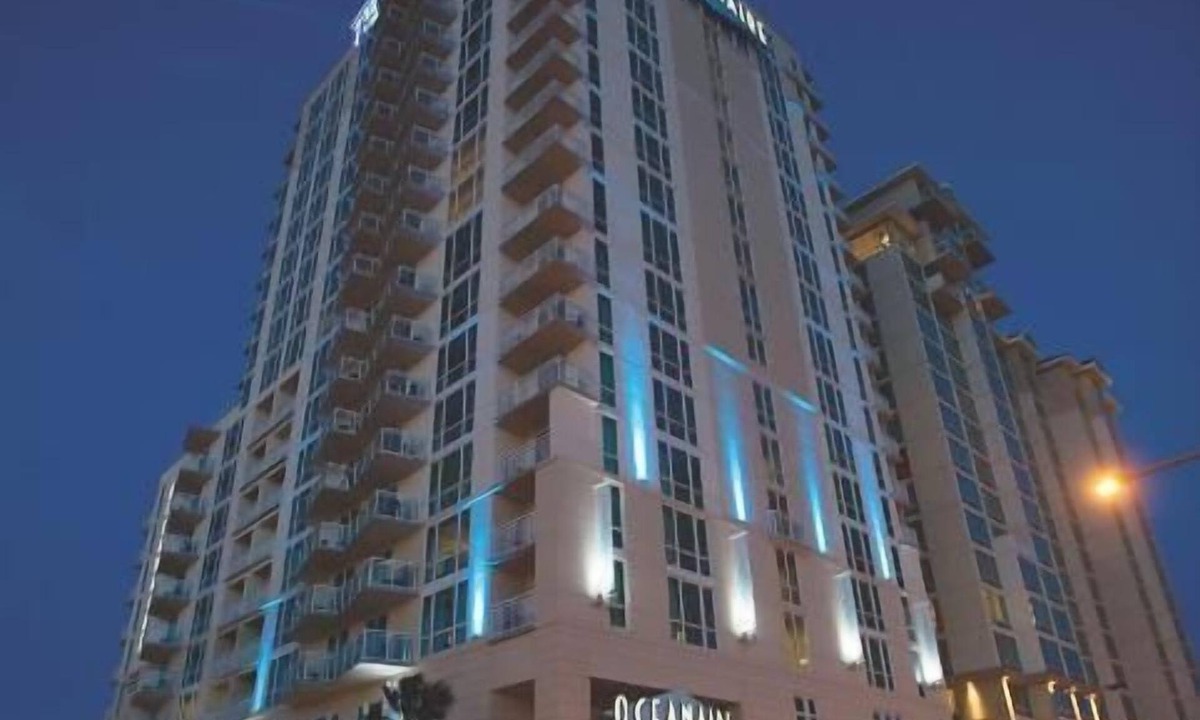 Northeast Virginia Beach Villa | Virginia Beach | Oceanfront Beach Escape | Pool & Beach | 2BR