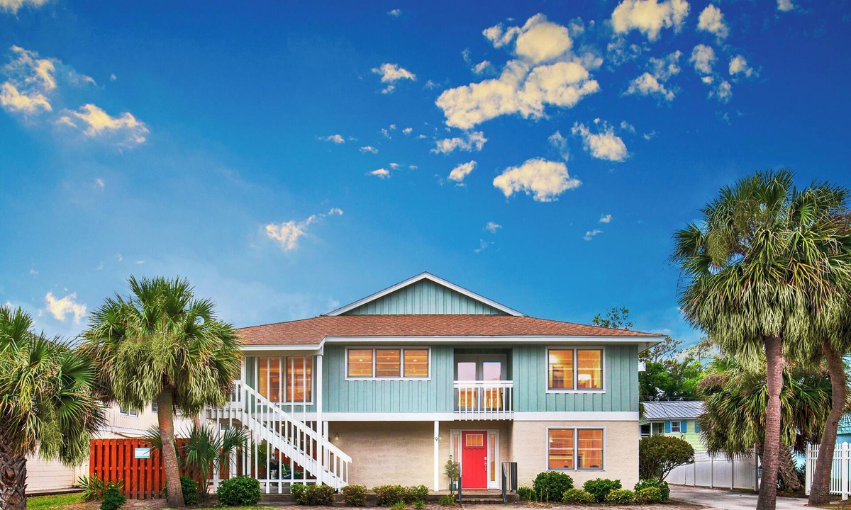 Savannah Beach House | Walk to Beach | Arcade | HomeTheater | Pool Access
