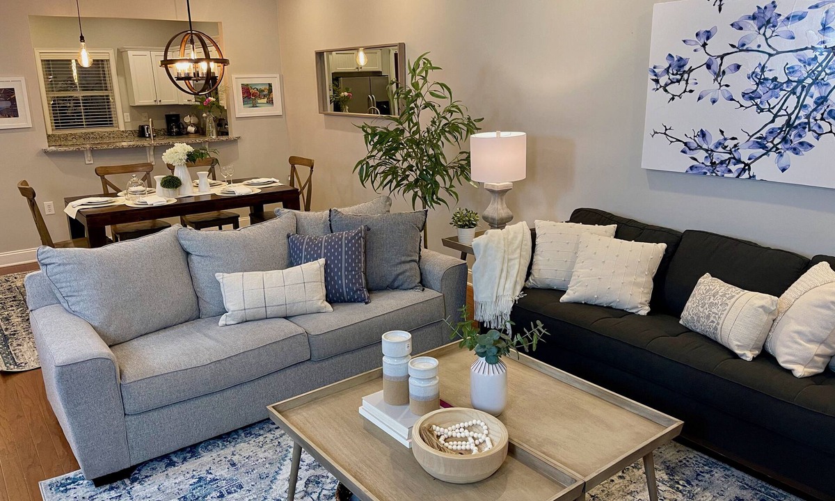 Greenville Downtown House | Walk to Main St & Falls Park, 2 bedroom Townhouse with 2 parking spots