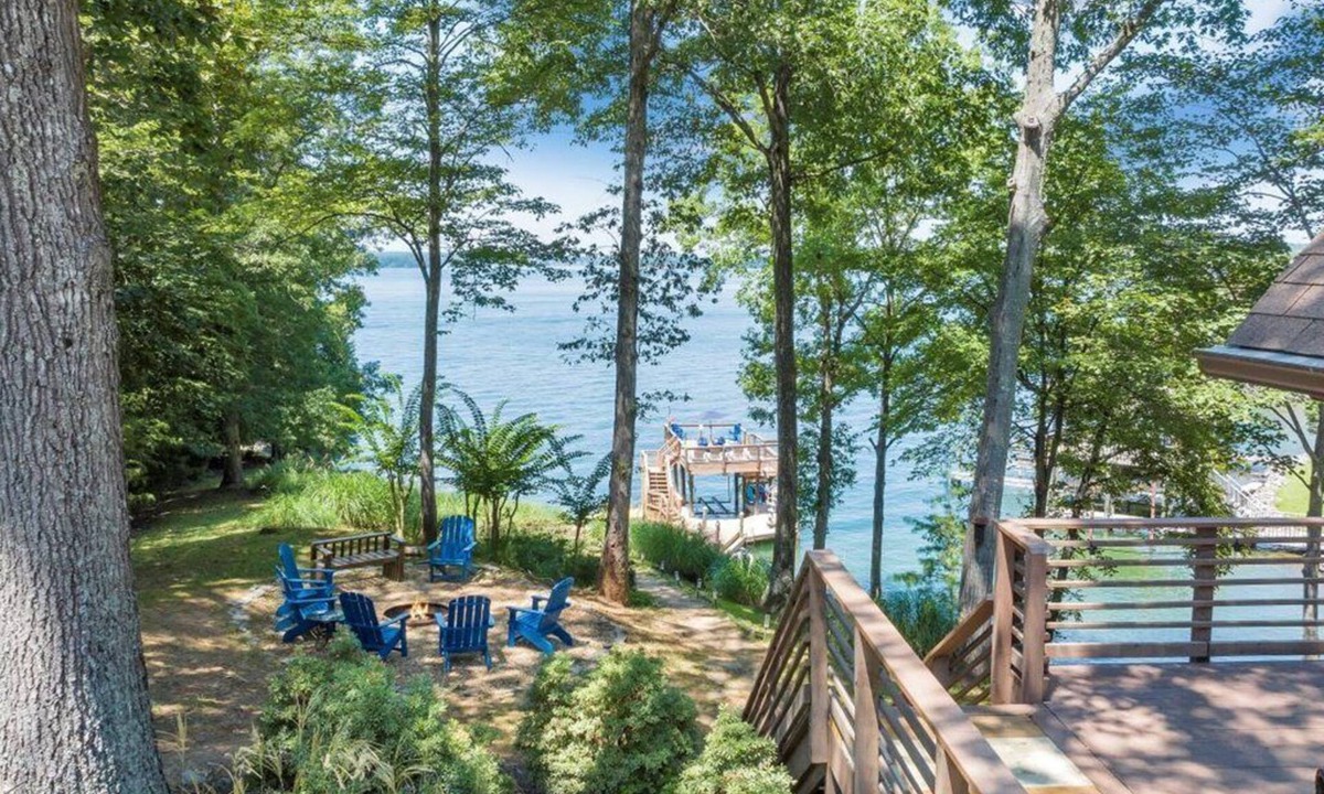Huddleston House | Water Front Smith Mountain Lake! Diving board, Water slide and More!