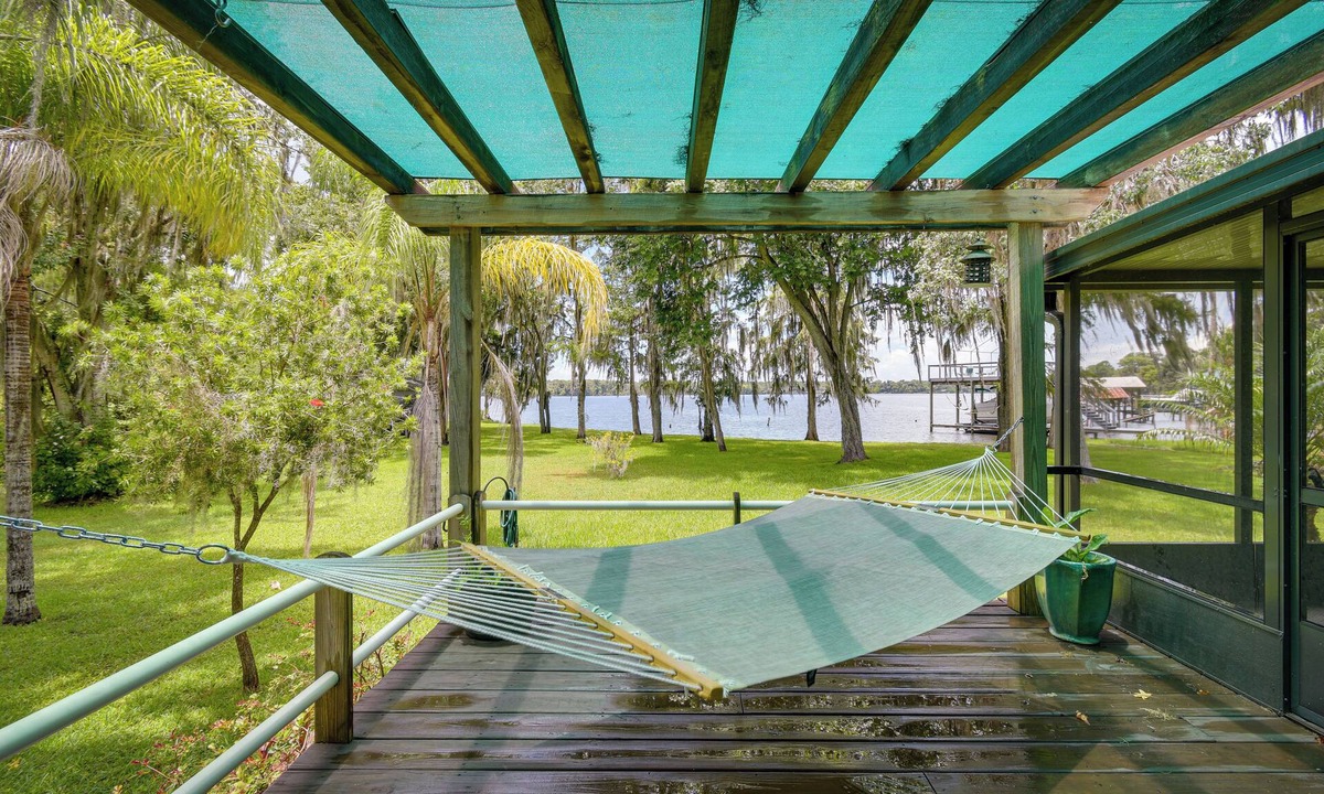 Georgetown House | Waterfront Georgetown Retreat on Lake George!