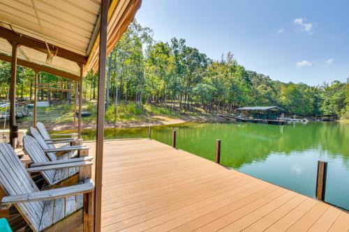 Reed Creek House | Waterfront Home on Lake Hartwell w/Dock Access