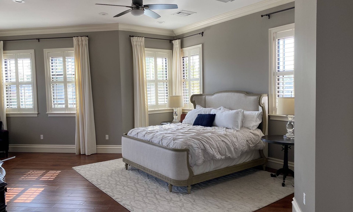 South Lake House | Waterfront Paradise w/pool and hot tub 5 minutes to the beach