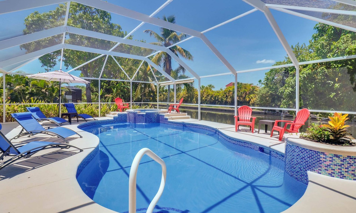 Caloosahatchee Villa | Waterfront Pool Villa with Sail Boat access to the Gulf