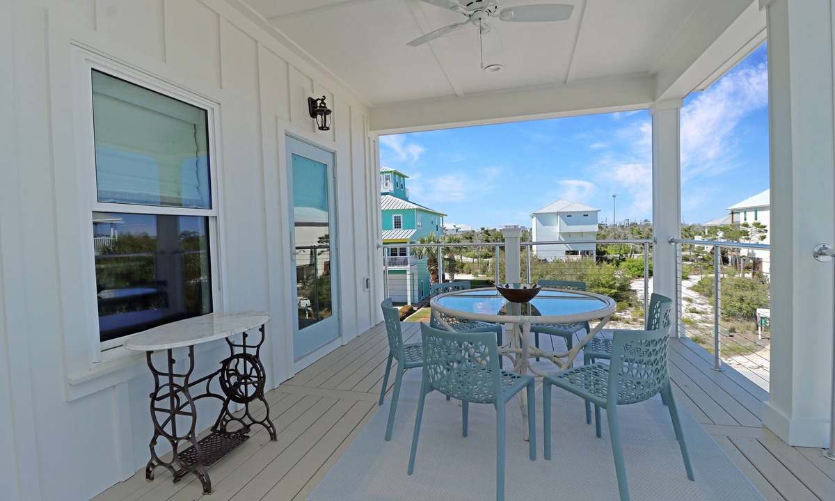 Seagrass House | We Love Snowbirds! Lulu’s Beach House: Pet Friendly Luxury on CSB