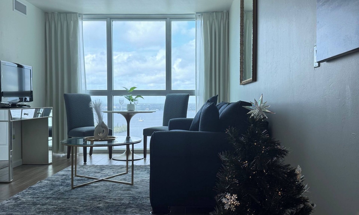 Fort Myers River District Apartment | Where tranquility meets peace! 1-bedroom with water views!