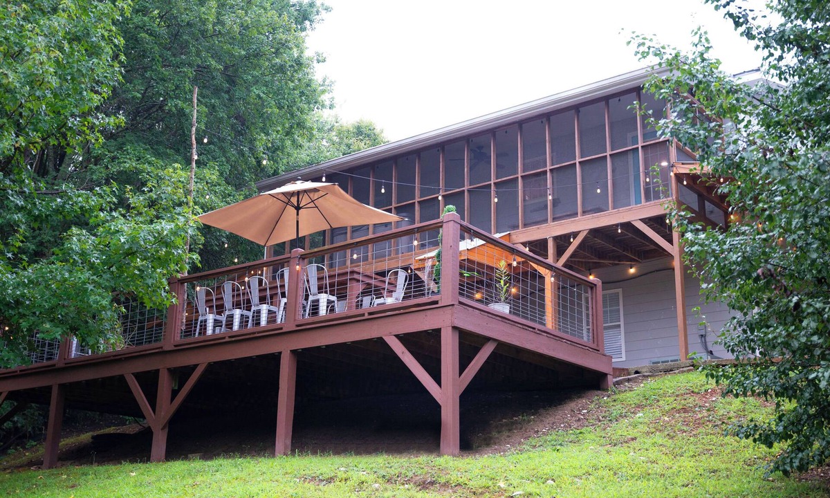 Cleveland House | Whisperwood Hideaway ~ Cleveland