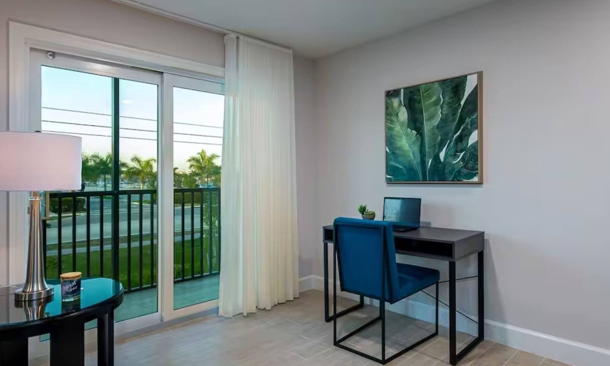 North Naples Apartment | Wiggins Pass Chalet