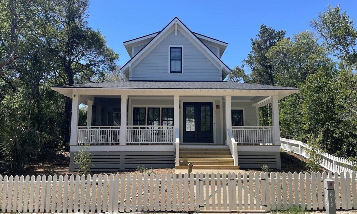 Cape Fear Station House | Willet on Kinnakeet - CAPE FEAR STATION GEM