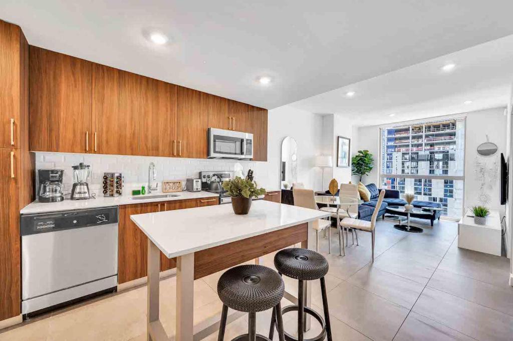Overtown Apartment | Wonderful Unit In Downtown Miami With Free Parking