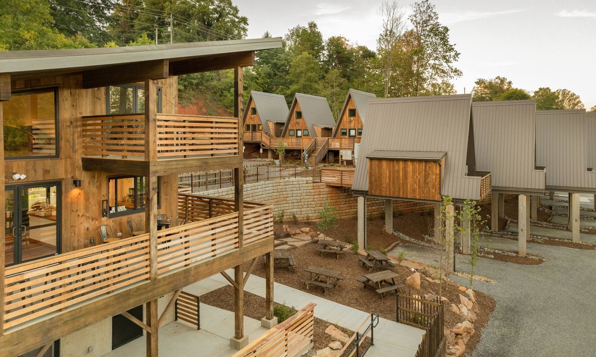 Asheville Cabin | Wrong Way River Lodge & Cabins