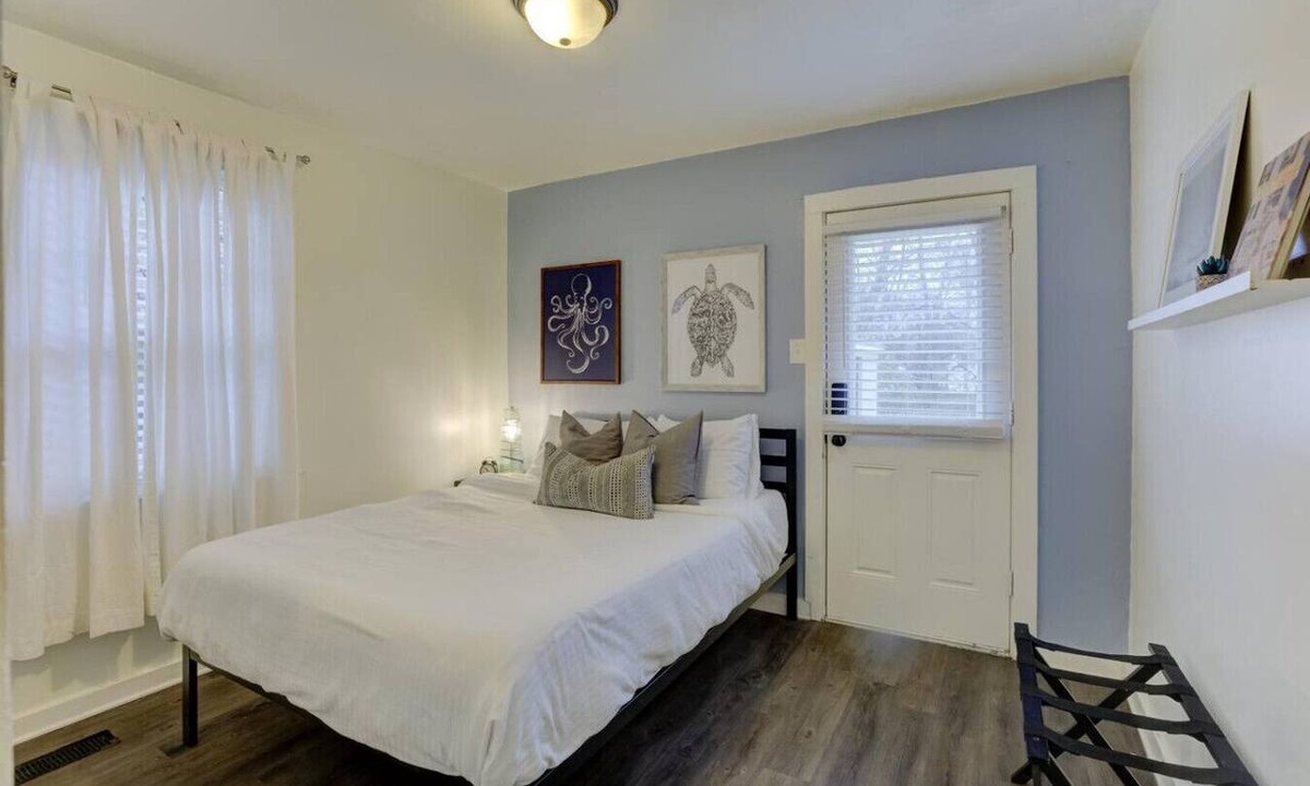 Midtown Apartment | Your Memphis Base | Steps to Overton & Nightlife