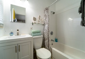 #1 Tiny Studio, Newly Furnished, with Good Parking