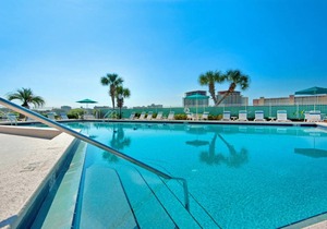 109 m² Condo ∙ 2 bedrooms ∙ 6 guests