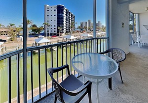112 m² Condo ∙ 2 bedrooms ∙ 6 guests