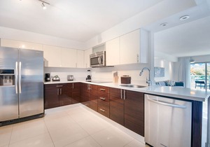 2 Bedroom-2 Bathroom with Canal Front Balcony Steps Away from Bal Harbour Beach