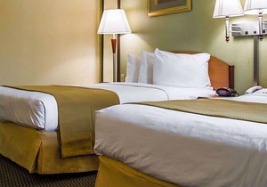 2-Star Hotel ∙ Quality Inn Airport - Cruise Port