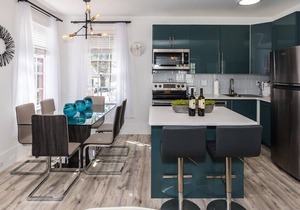 20 Hypolita - Luxury Downtown Apartment