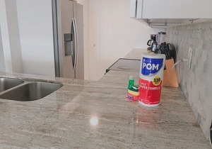 2454 - Spacious 2 br+ den with city view