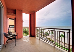 269 m² Apartment ∙ 3 bedrooms ∙ 6 guests