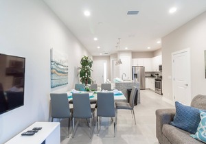 ★ 3 BR 3BA Villa 5min→Disneyworld |1678ft² | Gym ★