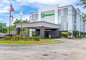 3-Star Hotel ∙ Holiday Inn - St. Petersburg West, an IHG Hotel