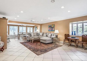 3214 Fairway Oaks