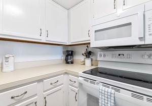 3323 Ocean View 3rd Floor NE