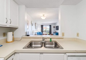 3323 Ocean View 3rd Floor NE