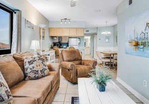 3rd-floor Gulf-front Condo with included seasonal beach service & pool