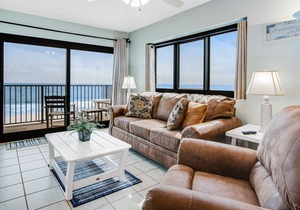 3rd-floor Gulf-front Condo with included seasonal beach service & pool
