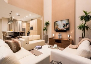 4 B/R Villa, Free Parking & Free Wi-Fi, Near Disney Family Friendly