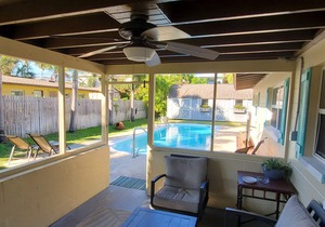 4 Bedroom Private Pool House, East of A1A, Walk to the Beach