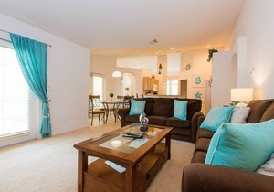 4 bedroom villa close to Disney quiet neighborhood