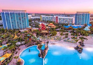 4-Star Hotel ∙ Universal's Cabana Bay Beach Resort