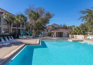 4BR Beach Villa w/6-Seater GOLF CART! Near Beach, Pool, Tram, Screened Porch