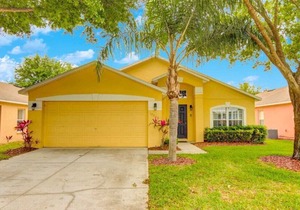 5 bedroom accommodation in Clermont