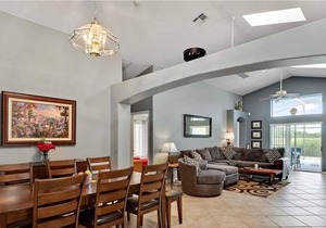 5 Miles from Disney World (Free pool Heat)