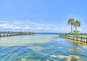 500 Yards 2 Sand ~ Bay Views ~ Pool ~ 2BR Hermitage by Bay 305