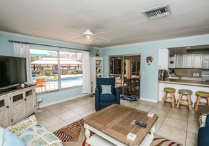 5150 Williams Drive, 3 Bedroom, Sleeps 6