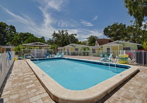 5B Newly Renovated Studio at Coastal Cottages!
