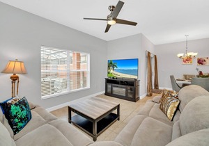 8927 Bismarck Palm Road
