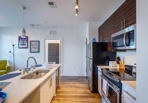 93 m² Apartment ∙ 2 bedrooms ∙ 4 guests