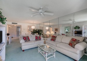 99 m² Condo ∙ 2 bedrooms ∙ 4 guests