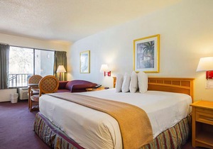 Americas Best Value Inn & Suites Melbourne