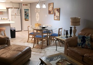 Aqua Villa 104. First floor. Beach service for 2 chairs and umbrella included!
