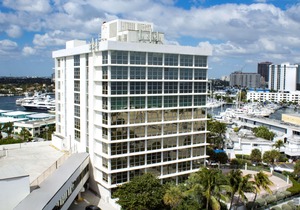 B Ocean Resort