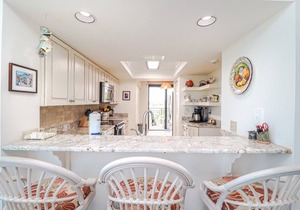 Barefoot 217-Second Floor Direct Oceanfront Condo