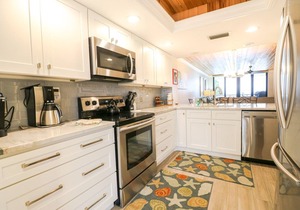 Barefoot Trace 109-Direct Oceanfront Premium Two Bedroom Condo