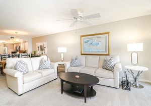 Barefoot Trace 414-Direct Oceanfront, Premium Condo on 4th Floor
